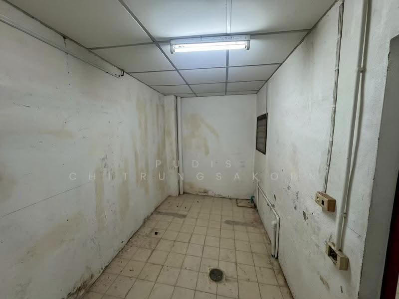 3-Storey Townhouse for Rent – Sukhumvit, Asok, Nana, bangkok, Khlong Toei, Bangkok, 10+ Bedrooms, 250 sqm, Townhouse For Rent, by Pudis Chitrungsakorn, 500600597 - DDproperty.com