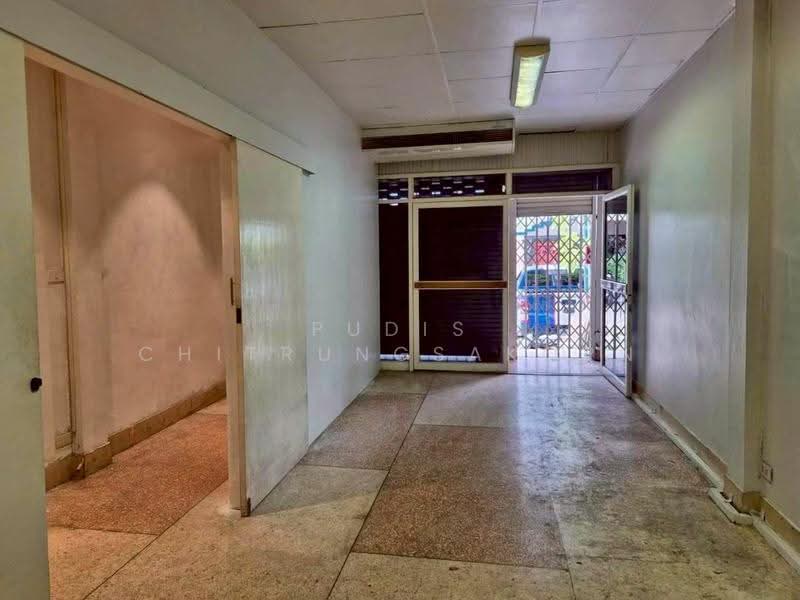 4-Storey Commercial Building for Rent – Rama IV, Near Lotus, bangkok, Khong Tan, Khlong Toei, Bangkok, , 224 sqm, Shophouse For Rent, by Pudis Chitrungsakorn, 500600684 - DDproperty.com