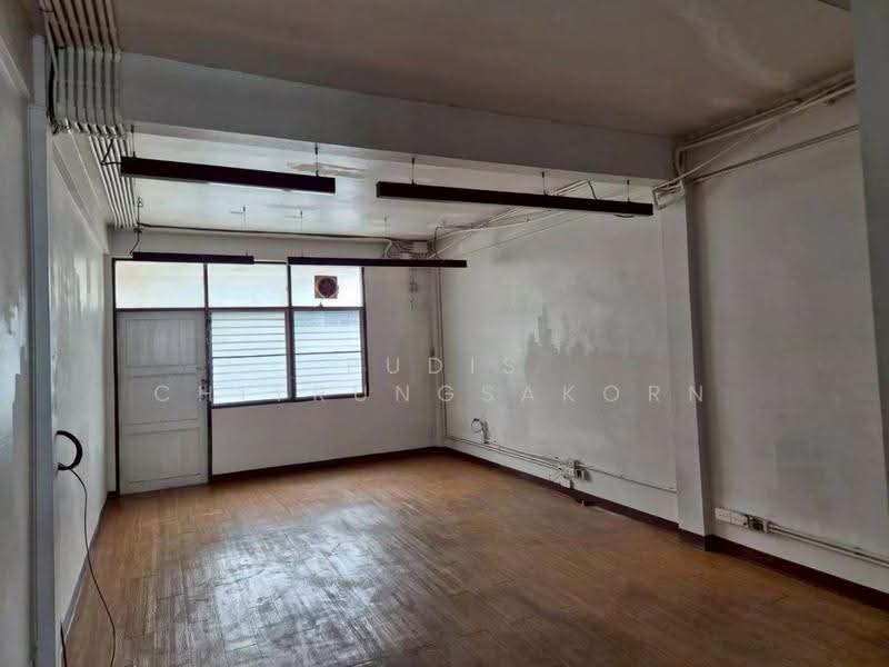4-Storey Commercial Building for Rent – Rama IV, Near Lotus, bangkok, Khong Tan, Khlong Toei, Bangkok, , 224 sqm, Shophouse For Rent, by Pudis Chitrungsakorn, 500600684 - DDproperty.com