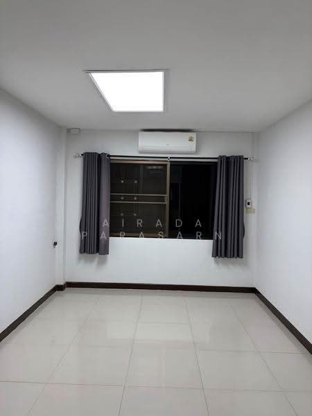 House in Soi Sukhumvit 93, Bangkok, Bang Chak, Phra Khanong, Bangkok, 4 Bedrooms, 250 sqm, Townhouse For Rent, by Airada Parasarn, 500600731 - DDproperty.com