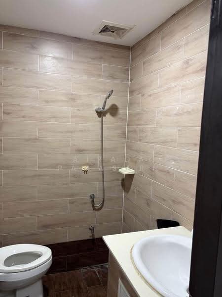 House in Soi Sukhumvit 93, Bangkok, Bang Chak, Phra Khanong, Bangkok, 4 Bedrooms, 250 sqm, Townhouse For Rent, by Airada Parasarn, 500600731 - DDproperty.com