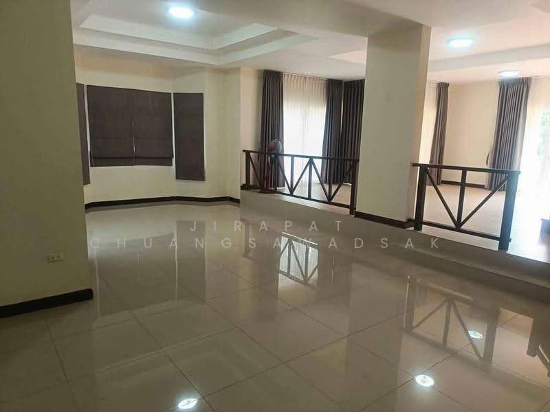 3-BR House, chon-buri, Nong Pru, Bang Lamung (Pattaya), Chon Buri (Pattaya), 3 Bedrooms, 263 sqm, Single Detached House For Rent, by Jirapat Chuangsawadsak, 500600810 - DDproperty.com