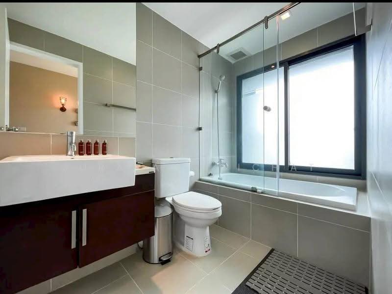 Noble Remix, bangkok, 772 Soi Sukhumvit 36, Sukhumvit Road, Khong Tan, Khlong Toei, Bangkok, 1 Bedroom, 45 sqm, Condo For Rent, by Jurarat Srichat, 500600812 - DDproperty.com