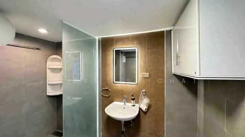 Srivara Mansion, Bangkok, Chan Muang, Din Daeng, Bangkok, 3 Bedrooms, 150 sqm, Condo For Rent, by Jurarat Srichat, 500600835 - DDproperty.com