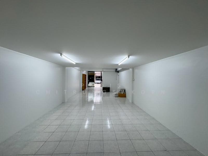 6-Storey Commercial Building for Rent – Khlong Toei | BTS Phra Khanong, bangkok, Phra Kanong, Khlong Toei, Bangkok, , 360 sqm, Shophouse For Rent, by Pudis Chitrungsakorn, 500600895 - DDproperty.com