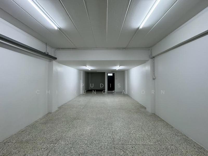 6-Storey Commercial Building for Rent – Khlong Toei | BTS Phra Khanong, bangkok, Phra Kanong, Khlong Toei, Bangkok, , 360 sqm, Shophouse For Rent, by Pudis Chitrungsakorn, 500600895 - DDproperty.com