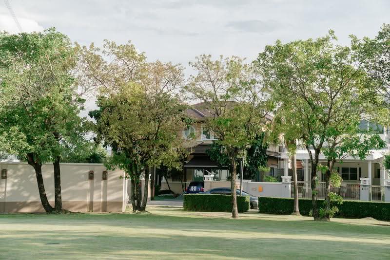 Nantawan Suanluang Rama 9, Bangkok, Chaloem Phra Kiat Rama 9, Soi 62, Dok Mai, Prawet, Bangkok, 5 Bedrooms, 350 sqm, Single Detached House For Rent, by Agent Pla, 500600924 - DDproperty.com