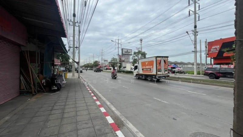 อาคารพาณิชย์ 4 ชั้น 2 คูหา ถนนบางกรวย-ไทรน้อย ตึกมุม, Nonthaburi, หมู่บ้านศรีประจักษ์ 4, Bang Bua Thong, Nonthaburi, , 360 sqm, Shophouse For Sale, by คุณ ชัยรัชต์ (กร), 500600965 - DDproperty.com
