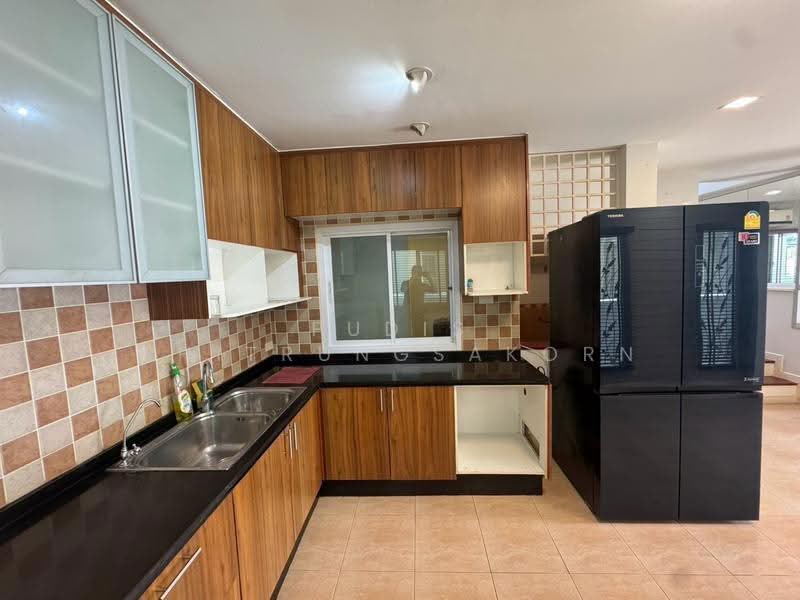 2-Storey Detached House for Rent – Lat Phrao 41 | Phawana, bangkok, Chan Kasem, Chatuchak, Bangkok, 3 Bedrooms, 220 sqm, Single Detached House For Rent, by Pudis Chitrungsakorn, 500601108 - DDproperty.com