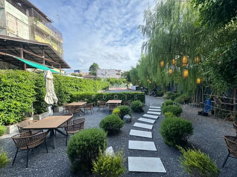 เซ้งร้านอาหารพร้อมดำเนินกิจการ ถ.เชื้อเพลิง – พระราม 4, กรุงเทพ, ทุ่งมหาเมฆ, สาทร, กรุงเทพ, 197 ตร.ม., กิจการ ให้เช่า, โดย Pudis Chitrungsakorn, 500601209 - DDproperty.com