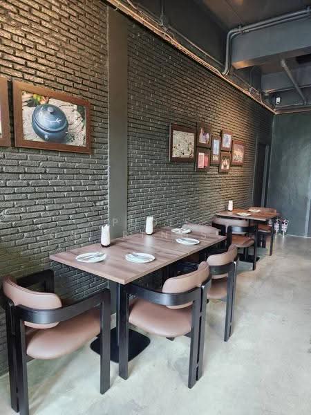 เซ้งร้านอาหารพร้อมดำเนินกิจการ ถ.เชื้อเพลิง – พระราม 4, กรุงเทพ, ทุ่งมหาเมฆ, สาทร, กรุงเทพ, 197 ตร.ม., กิจการ ให้เช่า, โดย Pudis Chitrungsakorn, 500601209 - DDproperty.com