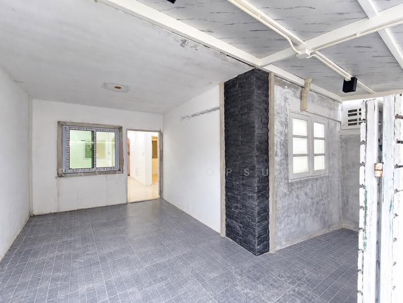 Renovated corner-unit townhouse for sale at a great price – Phakdi Village, Kathu (Soi Namtok Kathu), phuket, Kathu, Phuket, 2 Bedrooms, 72 sqm, Townhouse For Sale, by Rachen Nopsuwan, 500601216 - DDproperty.com