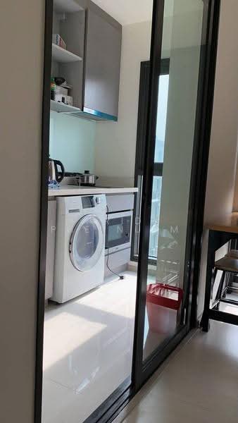 Rhythm Sukhumvit 36-38, bangkok, 55 Soi Sukhumvit 36, Sukhumvit Road, Phra Kanong, Khlong Toei, Bangkok, 1 Bedroom, 33 sqm, Condo For Rent, by Farida Phetnuam, 500601218 - DDproperty.com