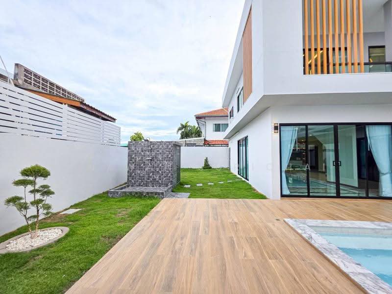 5-BR House, chon-buri, Nong Pru, Bang Lamung (Pattaya), Chon Buri (Pattaya), 5 Bedrooms, 495 sqm, Single Detached House For Sale, by Tanawan Surichai, 500601334 - DDproperty.com