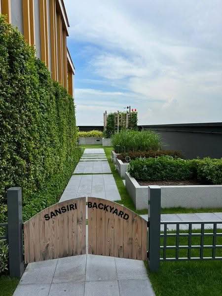 The Base Phetchaburi-Thonglor, bangkok, Phetchaburi Rd, Bang Kapi, Huai Khwang, Bangkok, 1 Bedroom, 33 sqm, Condo For Rent, by Tongchompoo Pattanachaiwongkoon, 500601574 - DDproperty.com