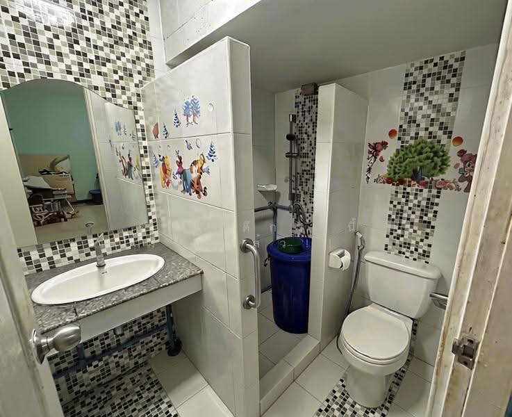 Kanda Baan Rim Khlong, Samut Sakhon, 111, Phanthai Norasing, Muang Samut Sakhon, Samut Sakhon, 4 Bedrooms, 114 sqm, Townhouse For Sale, by คุณเจ, 500601630 - DDproperty.com