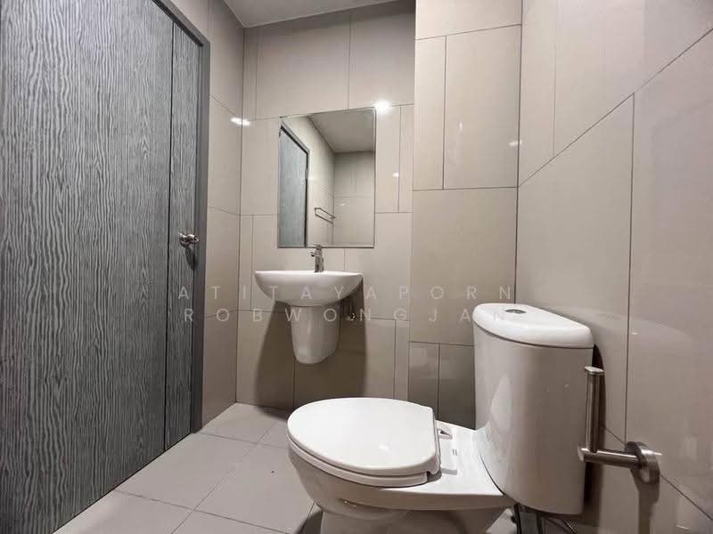 Rich Point @ BTS Wutthakat, bangkok, Wutthakat Road, Talat Plu, Thon Buri, Bangkok, 1 Bedroom, 27 sqm, Condo For Rent, by Atitayaporn Robwongjan, 500601695 - DDproperty.com