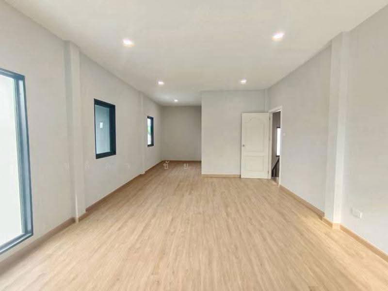 หมู่บ้านประดับดาว 1-4, nonthaburi, Tha It, Pak Kret, Nonthaburi, 4 Bedrooms, 350 sqm, Single Detached House For Sale, by ชลิภา ชัยยะกุลภา, 500601744 - DDproperty.com