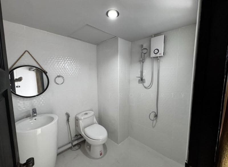 Regent Ratchada Tower, Bangkok, 49 Ratchadaphisek, Din Daeng, Bangkok, 1 Bedroom, 28 sqm, Condo For Sale, by Connex Property, 500601779 - DDproperty.com