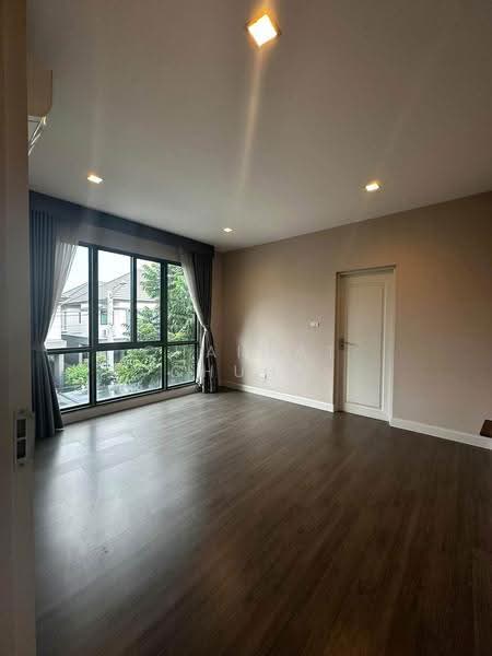 Bangkok Boulevard Rama 9, Bangkok, Kanchanaphisek Ring Road, Saphan Sung, Bangkok, 3 Bedrooms, 247 sqm, Single Detached House For Sale, by Chaiwat Chung, 500601802 - DDproperty.com