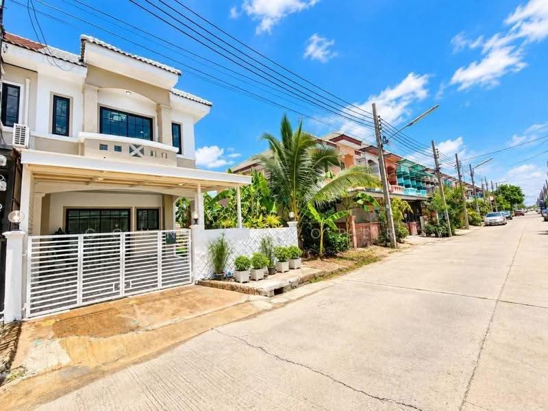 New World Ville, Nonthaburi, Lahan, Bang Bua Thong, Nonthaburi, 4 Bedrooms, 160 sqm, Townhouse For Sale, by Connex Property, 500601832 - DDproperty.com