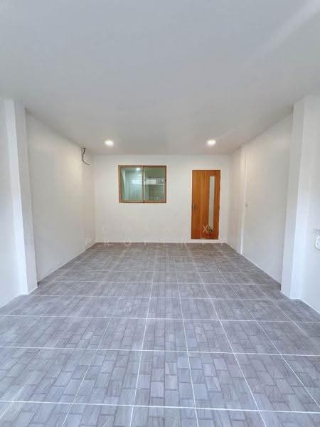 Moobaan Sena Villa 84, Bangkok, Khlong Chan, Bang Kapi, Bangkok, 2 Bedrooms, 21 sqm, Townhouse For Sale, by Connex Property, 500601836 - DDproperty.com