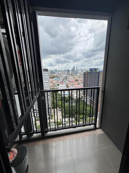 The Base Park East Sukhumvit 77, bangkok, 99 Soi Pridi Banomyong 2, Phra Kanong Nua, Watthana, Bangkok, 1 Bedroom, 31 sqm, Condo For Rent, by Anya Atarchanai, 500601843 - DDproperty.com