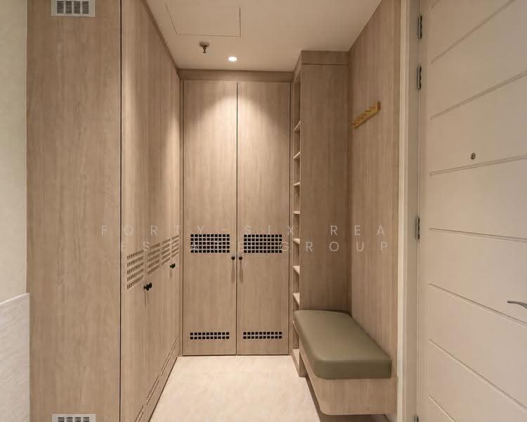 Service Apartment 3 นอน+ห้อง Family + ห้องเมด 310 sqm., Bangkok, Khlong Toei, Bangkok, 3 Bedrooms, 310 sqm, Villa For Rent, by Forty-Six Real Estate Group, 500602035 - DDproperty.com