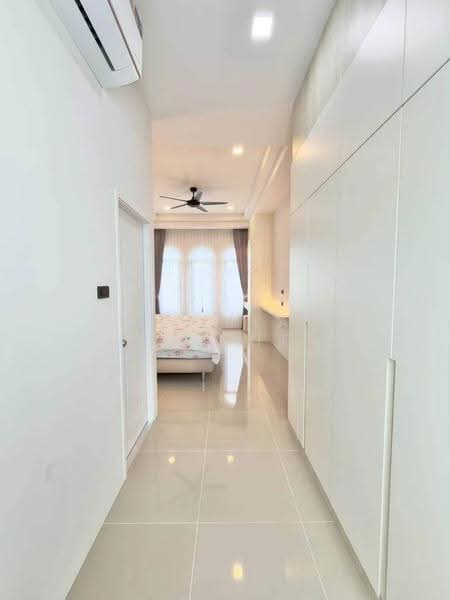 3 Bedroom Modern House for Sale Huai Yai Pattaya, Chon Buri (Pattaya), Nong Pru, Bang Lamung (Pattaya), Chon Buri (Pattaya), 3 Bedrooms, 200 sqm, Single Detached House For Sale, by PLC real estate, 500602090 - DDproperty.com