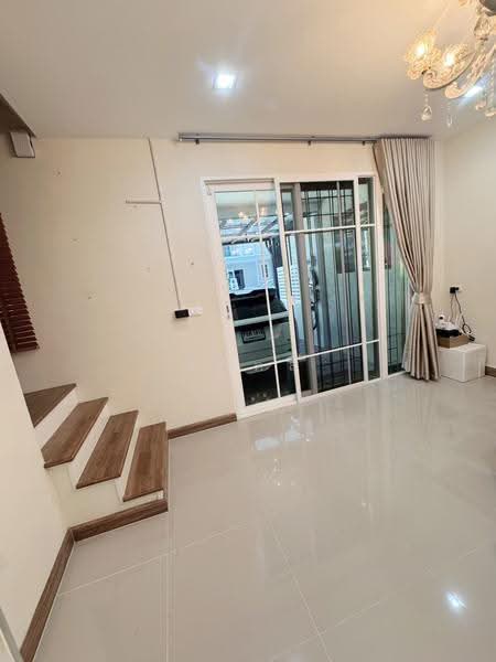 Golden Town Vibhavadi - Rangsit, Pathum Thani, Phaholyothin Road, Khlong Nung, Khlong Luang, Pathum Thani, 4 Bedrooms, 117 sqm, Townhouse For Sale, by ภวดล, 500602420 - DDproperty.com