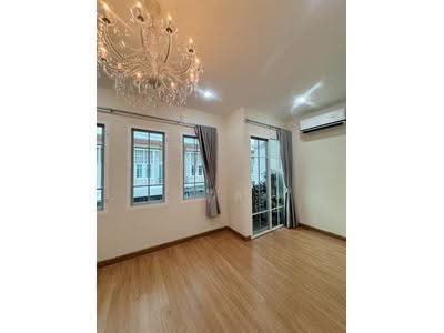 ขาย - Golden Town Vibhavadi - Rangsit : โกลเด้น ทาวน์ วิภาวดี - รังสิต, ปทุมธานี