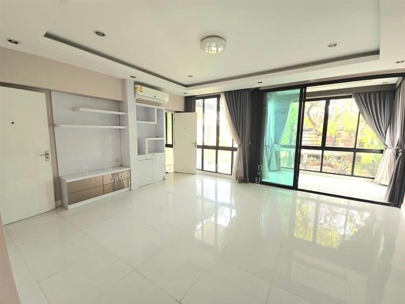 Siwalee Bangna Km.13, Samut Prakan, 495 Alley Sukhaphiban 6, Bangphli Yai, Bang Plee, Samut Prakan, 5 Bedrooms, 400 sqm, Single Detached House For Sale, by คุณ ภิญญาลักษณ์ เทพบุตร (ยุ้ย), 500602431 - DDproperty.com
