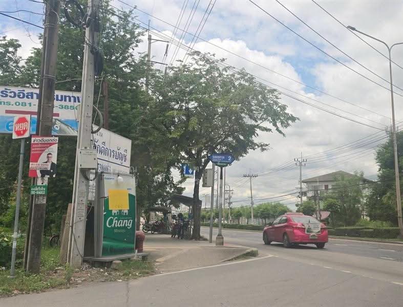 ที่ดิน+โครงสร้างอาคาร 60 ตร.ว. ที่ดิน ซอยฉลองกรุง2 แยก1, กรุงเทพ, ถนนฉลองกรุง, ลำปลาทิว, ลาดกระบัง, กรุงเทพ, 240 ตร.ม., ที่ดิน ขาย, โดย คุณ พัทธ์ธีรา เจริญธรรม (พัท), 500602503 - DDproperty.com