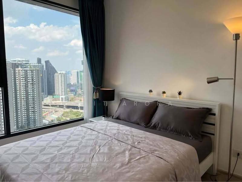 IDEO Mobi Asoke, Bangkok, New Petchaburi Road, Bang Kapi, Huai Khwang, Bangkok, 1 Bedroom, 35 sqm, Condo For Rent, by Vinit Arora, 500602545 - DDproperty.com