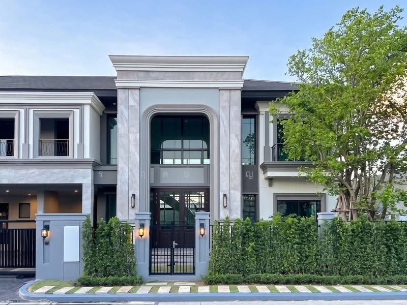 Grand Bangkok Boulevard Krungthepkritha, Bangkok, Srinakarin-Romklao Road, Khlong Sam Prawet, Lat Krabang, Bangkok, 5 Bedrooms, 604 sqm, Single Detached House For Sale, by กรกฤตย์ บุญสระ, 500602549 - DDproperty.com