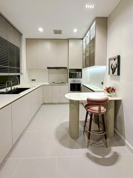 Grand Bangkok Boulevard Krungthepkritha, Bangkok, Srinakarin-Romklao Road, Khlong Sam Prawet, Lat Krabang, Bangkok, 5 Bedrooms, 604 sqm, Single Detached House For Sale, by กรกฤตย์ บุญสระ, 500602549 - DDproperty.com