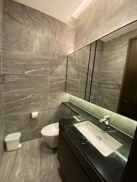 The Esse Sukhumvit 36, Bangkok, Soi Sukhumvit 36, Sukhumvit Road, Phra Kanong, Khlong Toei, Bangkok, 2 Bedrooms, 74 sqm, Condo For Rent, by Teeranant Chonwisaikajon, 500602579 - DDproperty.com