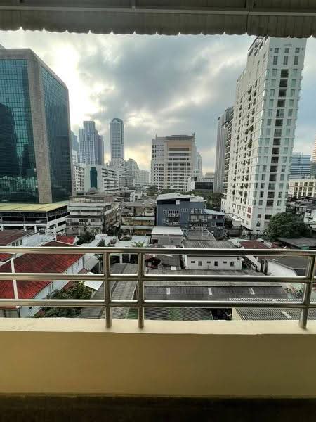 Sampoom Garden Condominium, Bangkok, ซอย 14 Sathorn, Silom, Bang Rak, Bangkok, 1 Bedroom, 68 sqm, Condo For Rent, by Vinit Arora, 500602623 - DDproperty.com