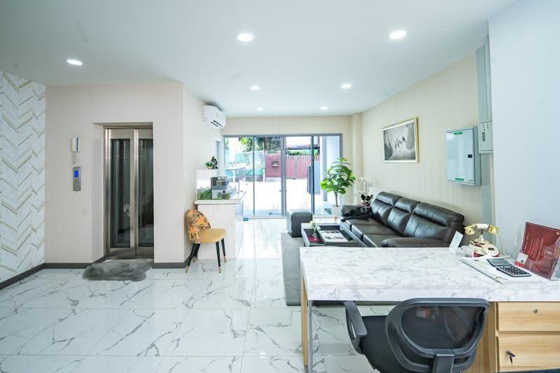 Hallmark Elegant สุขุมวิท 64, Bangkok, สุขุมวิท 64, Bang Chak, Phra Khanong, Bangkok, , 380 sqm, Office Space For Sale, by คุณ กัลยภัสส์ ( กัลย์), 500602647 - DDproperty.com