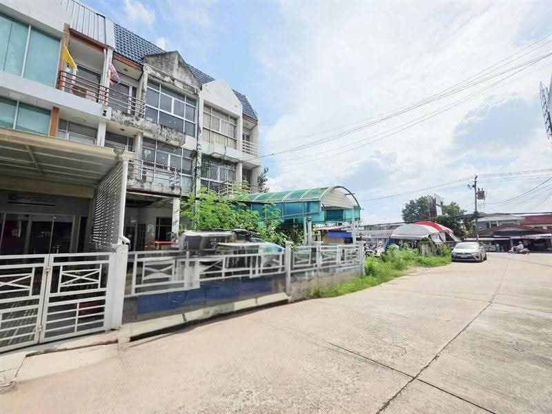 ทาวน์โฮม 3 ชั้น 25.3 ตร.ว. ซอยคู้บอน27 แยก2, Bangkok, ถนนรามอินทรา, Chorake Bua, Lat Phrao, Bangkok, 3 Bedrooms, 160 sqm, Townhouse For Sale, by คุณ ชนะพันธุ์ แก้วศรีพจน์ (ต่อ), 500602731 - DDproperty.com