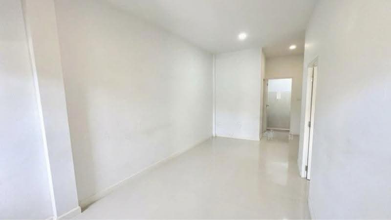 ลุมพินี ทาวน์ วิลล์ รังสิต-คลอง2 (Lumpini Town Ville Rangsit Klong2), Pathum Thani, Prachathipat, Thanyaburi, Pathum Thani, 2 Bedrooms, 100 sqm, Townhouse For Sale, by The Best Property ตั้ม, 500602735 - DDproperty.com