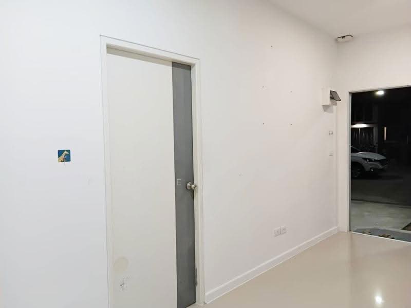 ลุมพินี ทาวน์ วิลล์ รังสิต-คลอง2 (Lumpini Town Ville Rangsit Klong2), Pathum Thani, Prachathipat, Thanyaburi, Pathum Thani, 2 Bedrooms, 100 sqm, Townhouse For Sale, by The Best Property ตั้ม, 500602735 - DDproperty.com