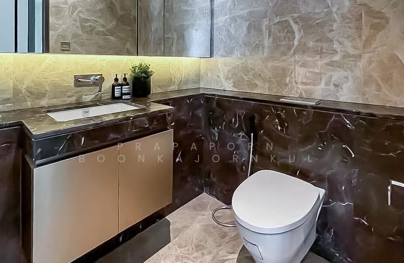 28 Chidlom, Bangkok, 28 Chit Lom Alley, Lumphini, Pathum Wan, Bangkok, 2 Bedrooms, 90 sqm, Condo For Rent, by Prapaporn Boonkajonkul, 500602802 - DDproperty.com