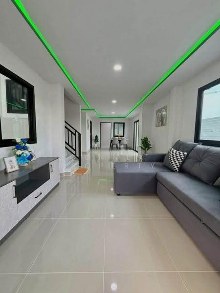 Piyawararom 1 Bang Bua Thong, Nonthaburi, Soi Piyawararom Village, Bang Bua Thong, Nonthaburi, 4 Bedrooms, 180 sqm, Townhouse For Sale, by Connex Property, 500602847 - DDproperty.com