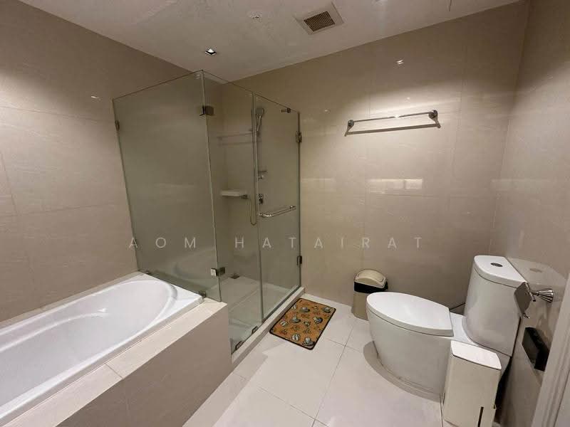 Vtara Sukhumvit 36, Bangkok, 118 Soi Saen Sabai, Phra Kanong, Khlong Toei, Bangkok, 2 Bedrooms, 58 sqm, Condo For Rent, by Aom Hatairat, 500603253 - DDproperty.com