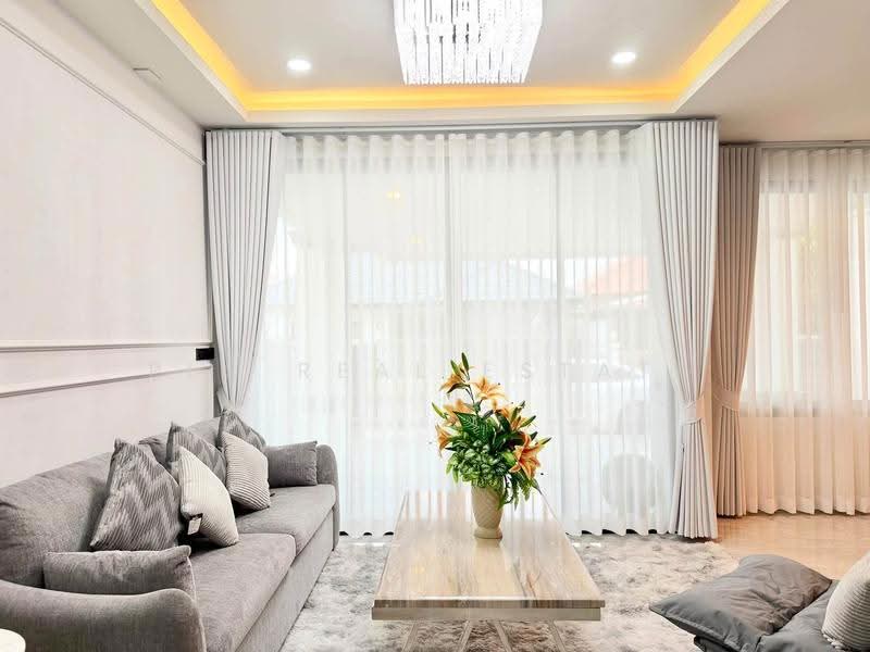 3 Bedroom Semi Detached House for Sale Siam Country Club, Chon Buri (Pattaya), Bang Lamung, Bang Lamung (Pattaya), Chon Buri (Pattaya), 3 Bedrooms, 250 sqm, Single Detached House For Sale, by PLC real estate, 500603261 - DDproperty.com