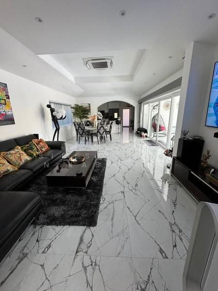 2-BR Villa, Chon Buri (Pattaya), Nong Pru, Bang Lamung (Pattaya), Chon Buri (Pattaya), 2 Bedrooms, 185 sqm, Villa For Sale, by Sirisongkran Kasemkun, 500603313 - DDproperty.com