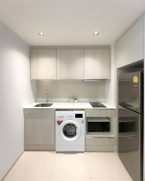 Vtara Sukhumvit 36, Bangkok, 118 Soi Saen Sabai, Phra Kanong, Khlong Toei, Bangkok, 1 Bedroom, 36 sqm, Condo For Sale, by Nat Tantirapan, 500603440 - DDproperty.com
