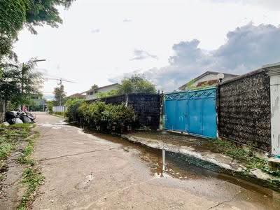 ขาย - ที่ดิน + บ้าน 2 ชั้น 190 ตร.ว. หมู่บ้านศรีนครพัฒนา นวมินทร์24, กรุงเทพ