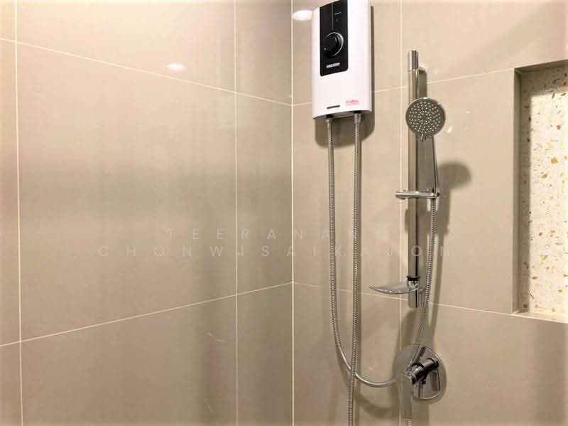XT Huaikhwang, Bangkok, 244 Ratchadaphisek Road, Huai Khwang, Bangkok, 1 Bedroom, 28 sqm, Condo For Rent, by Teeranant Chonwisaikajon, 500603470 - DDproperty.com